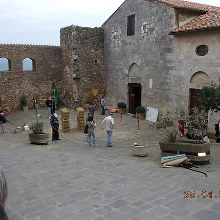 Poggio Bertino Hotel 2*